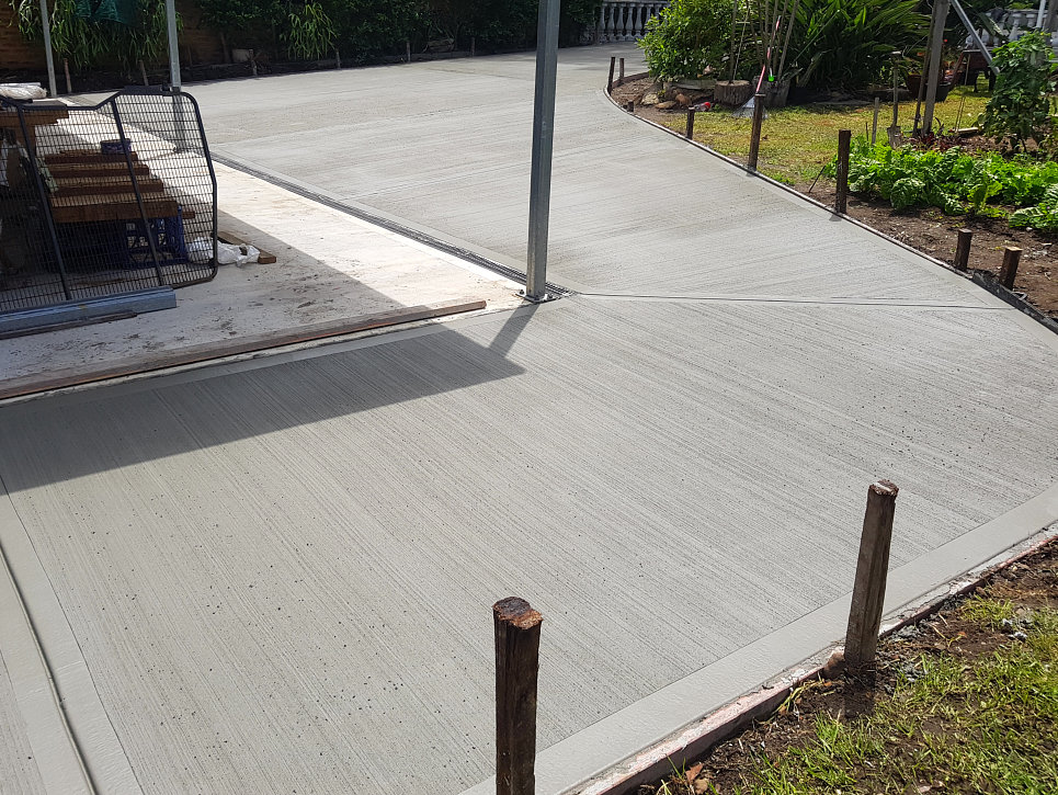 Broom finish concrete driveway finish